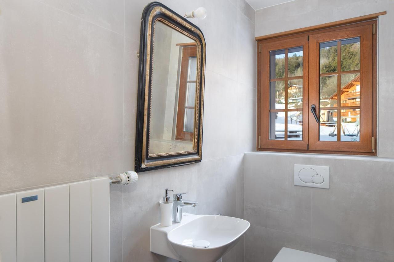 Double Room with Shared Bathroom,998258013:JPEG