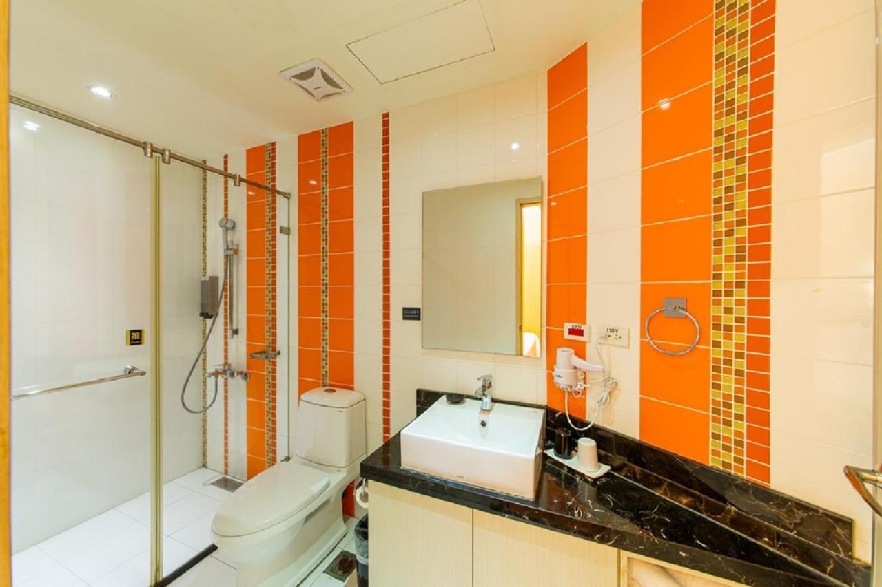 Superior Double Room No Window No Basement