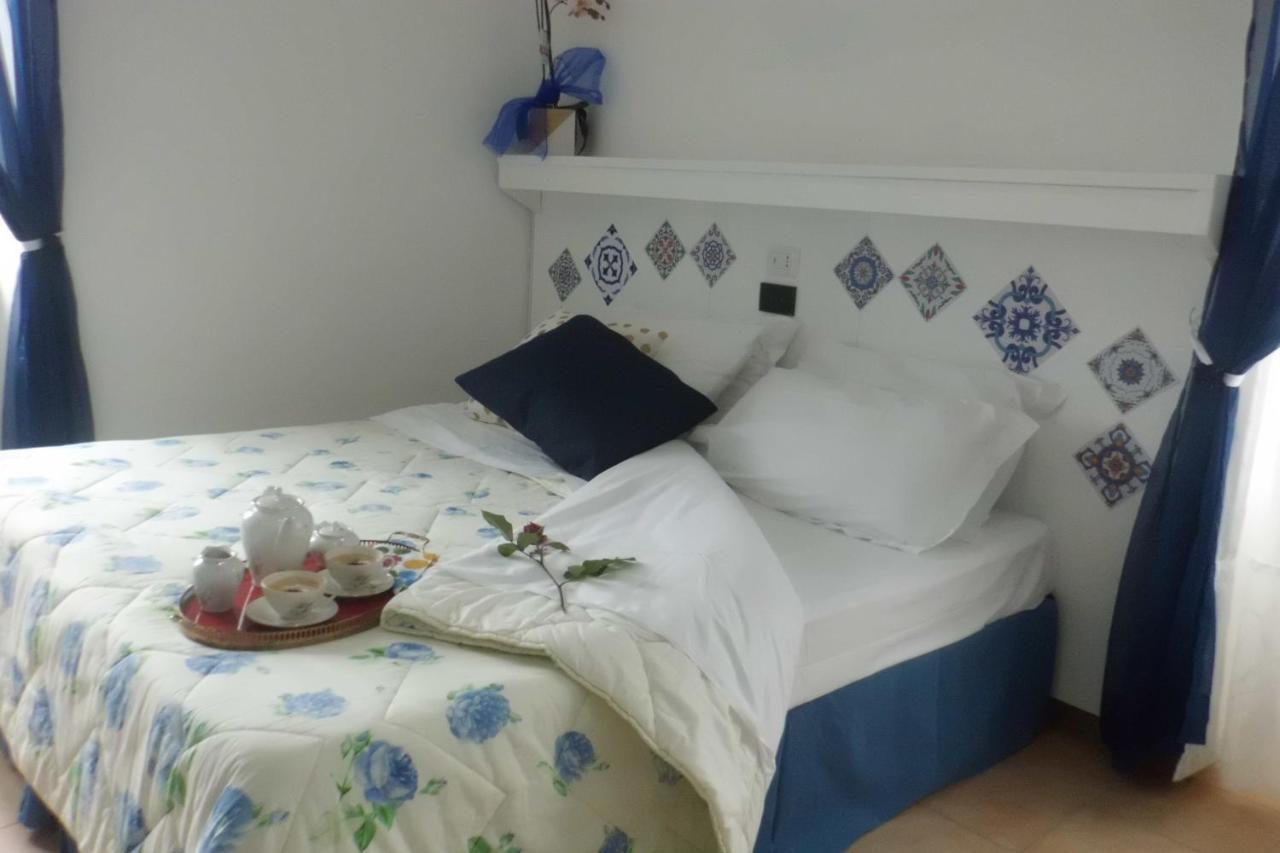 Large Double or Twin Room