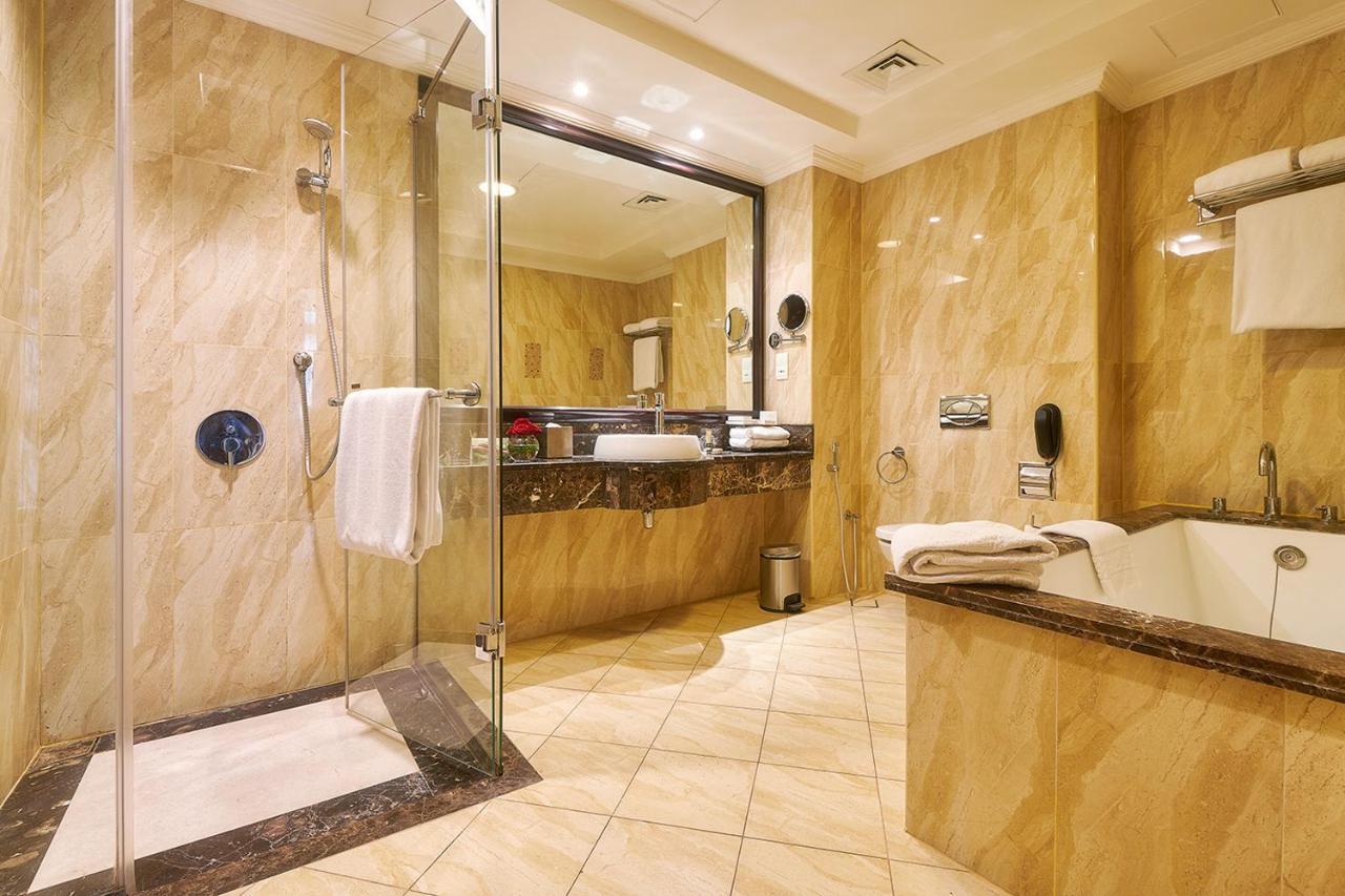 Superior One-Bedroom Apartment