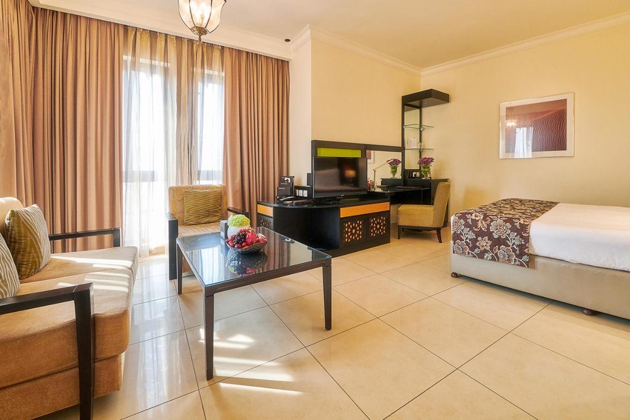 Superior One-Bedroom Apartment