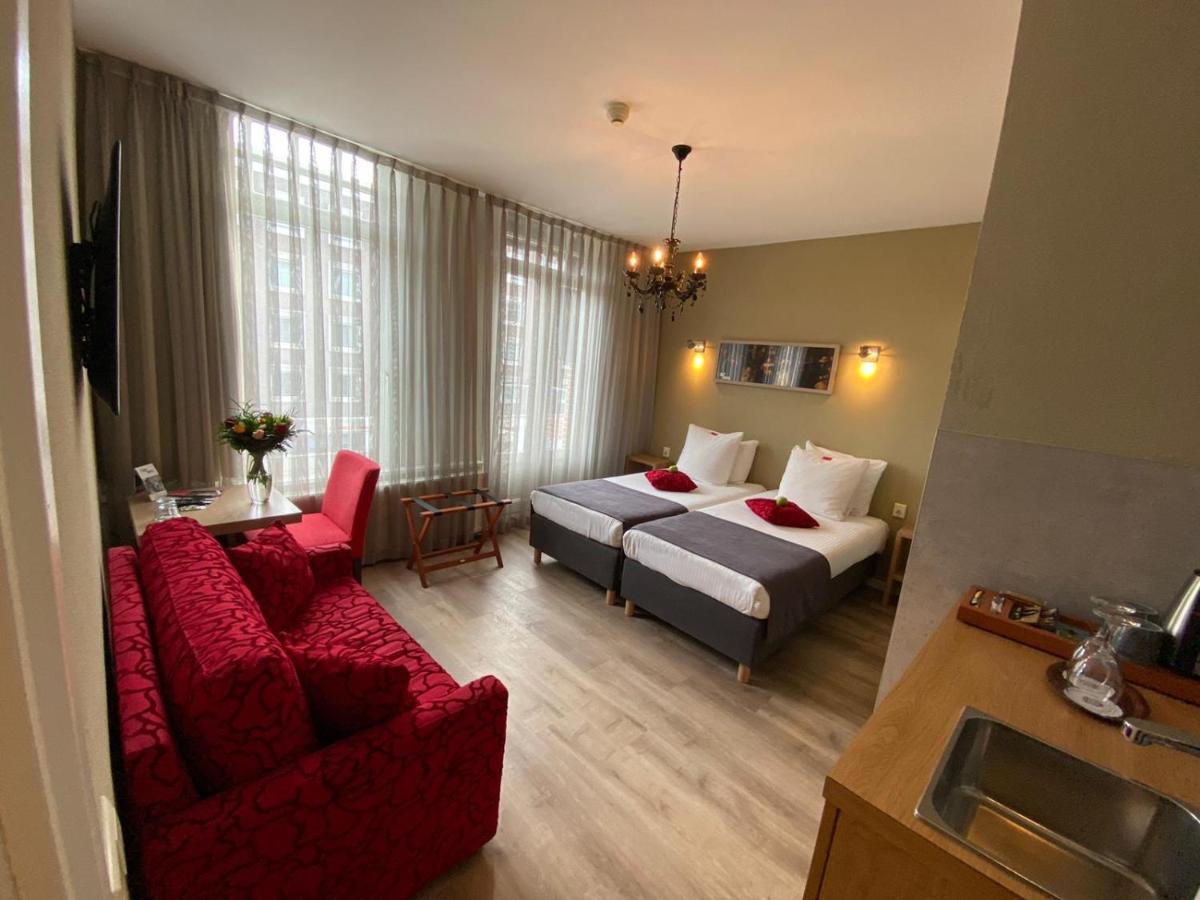Twin Room Spa Bath Balcony