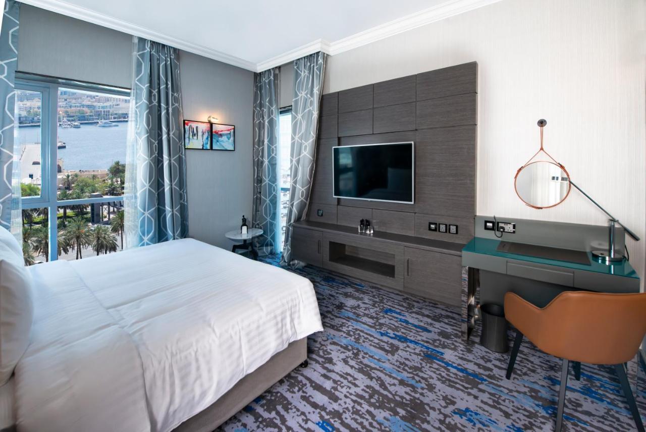 One-Bedroom Suite Creekside