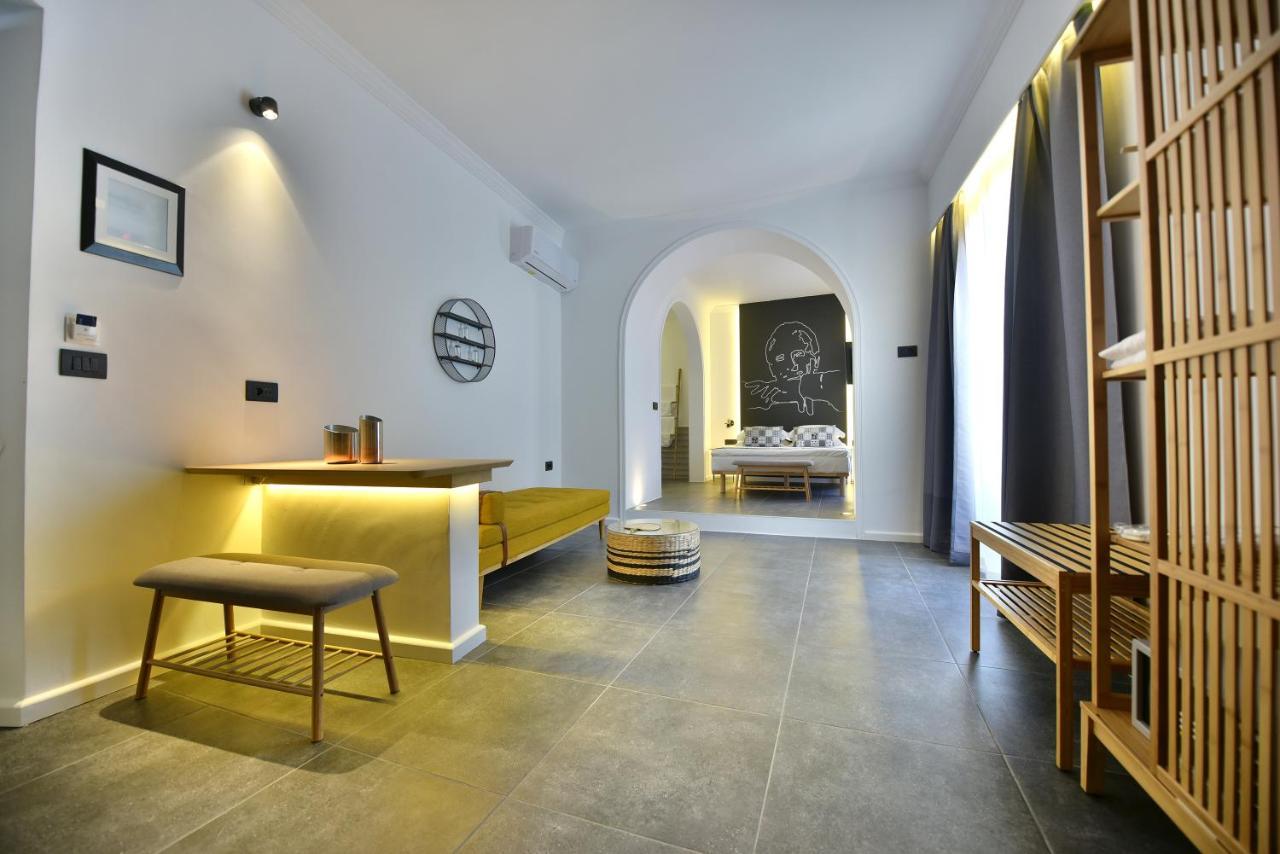 Deluxe Suite Spa Bath