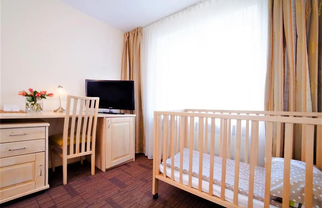 Rija Hotel Tia-1