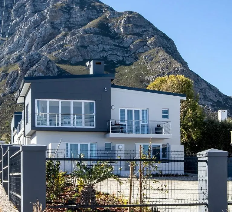 Whale Coast Ocean Villa-1