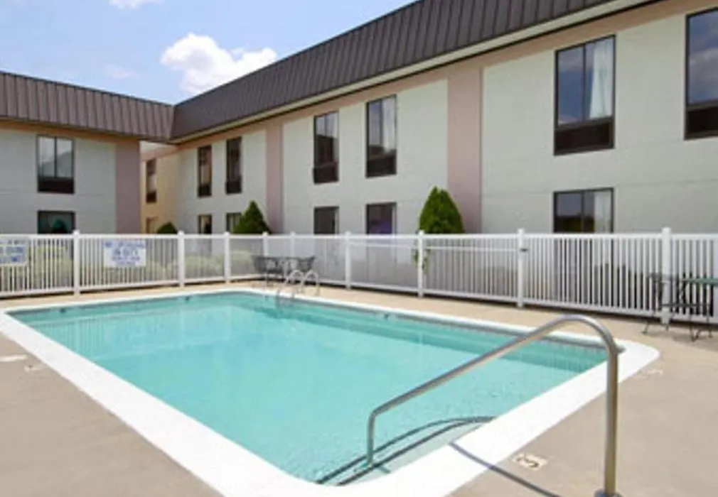 Ramada Limited - Columbia-1