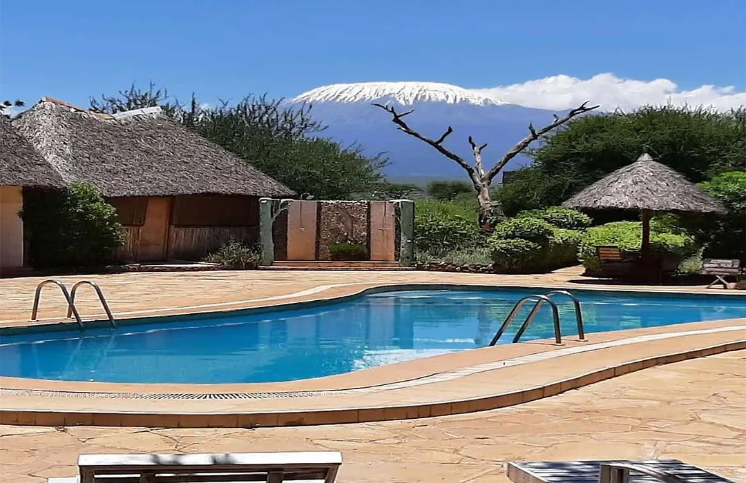 Aa Lodge Amboseli-1