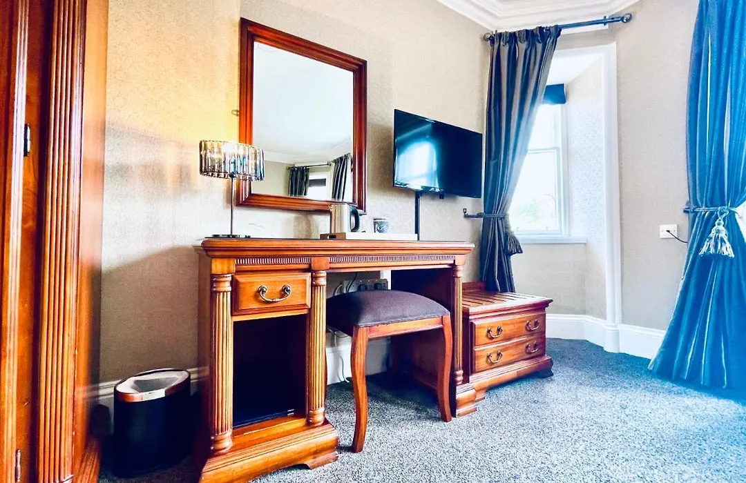 Invergarry Hotel-1
