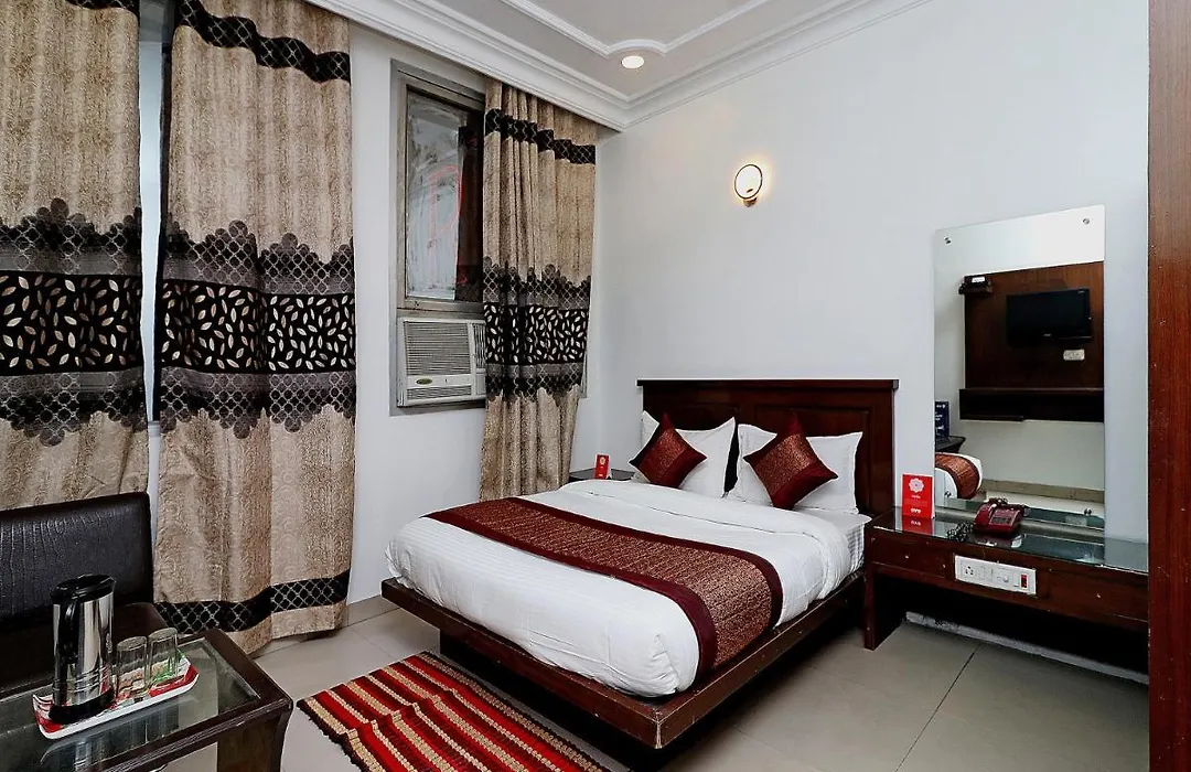Oyo Flagship Kumar Palace-1