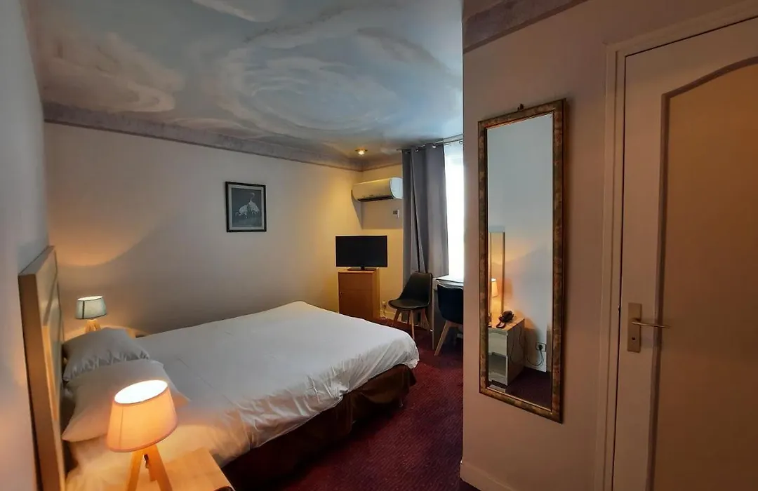 Logis Hotel Restaurant Le Medicis-1