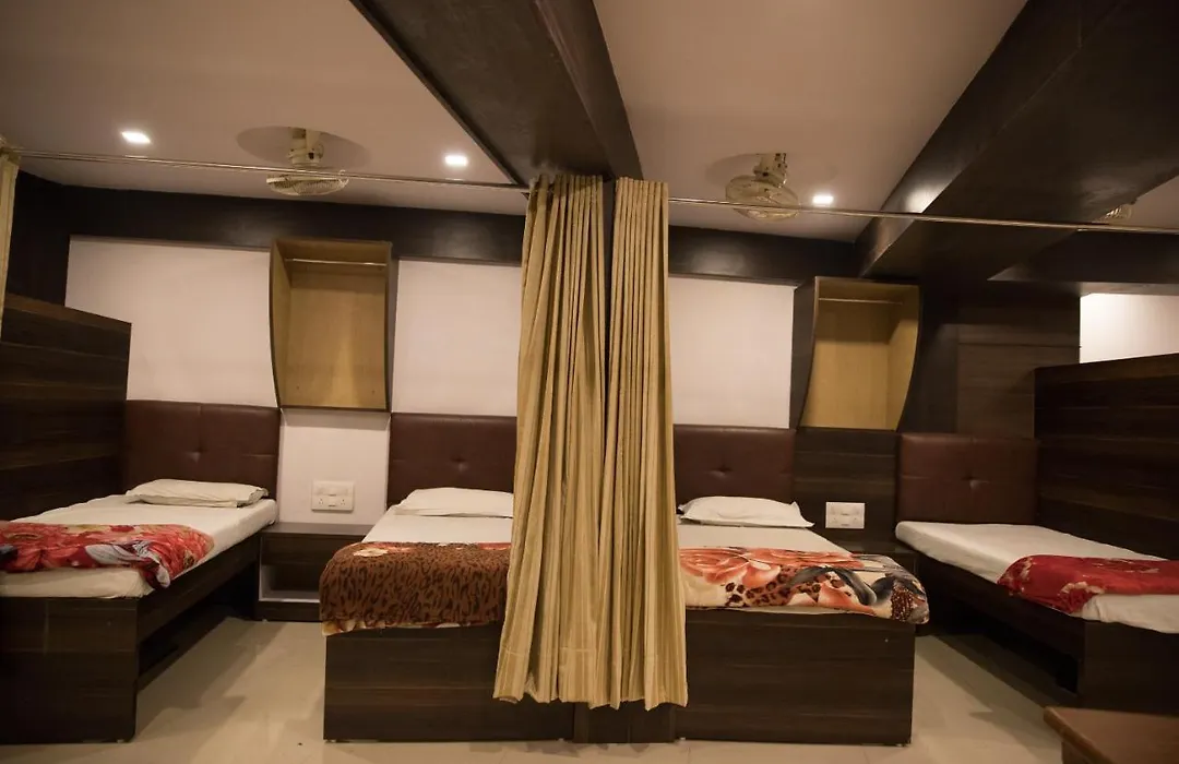 Hotel Alibaba Mumbai-1
