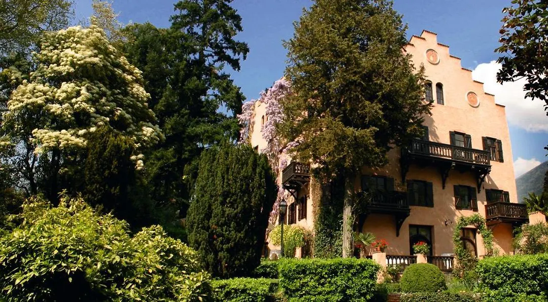 Schloss-Castel Pienzenau - Guestrooms & Apartments - B&B-Hotel & Restaurant-1