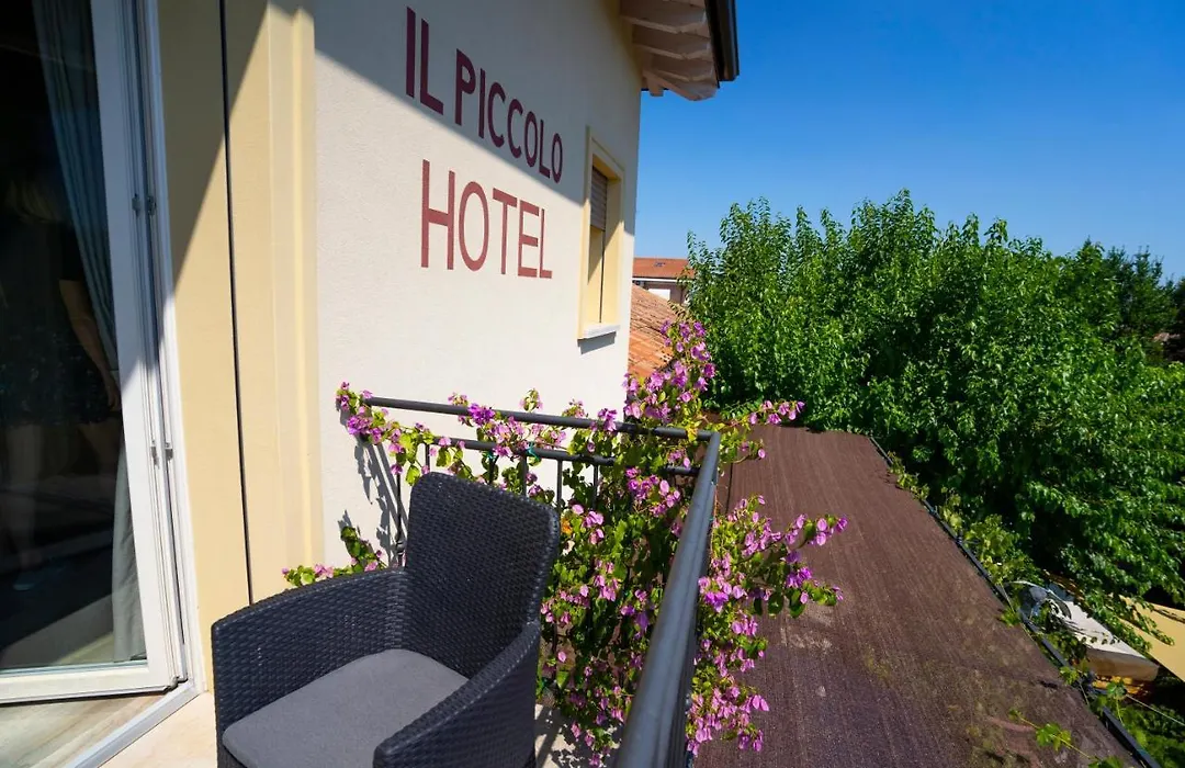 Piccolo Camere e Grill-1