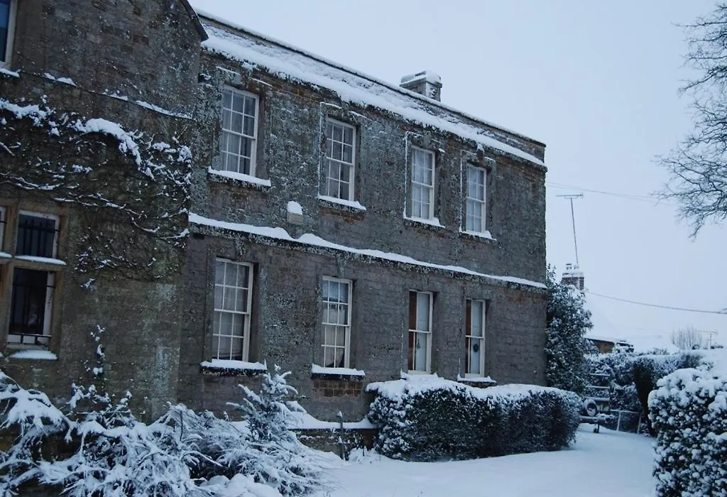 Heyford House Bed & Breakfast-1