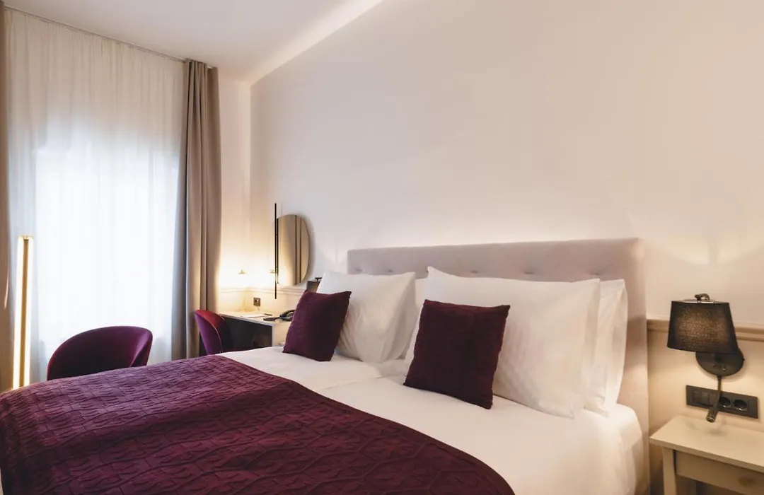 Hotel Heritage-1