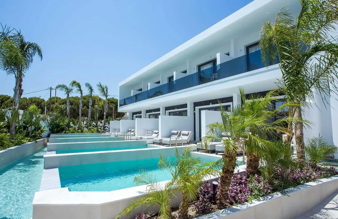 Vanik Suites-1