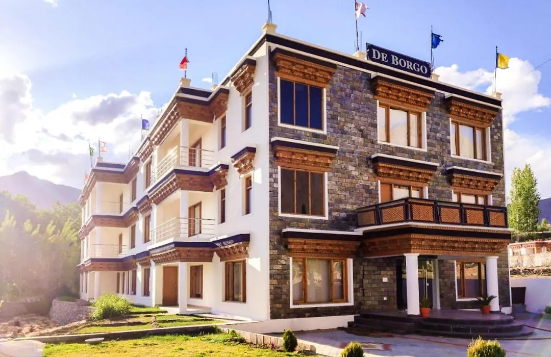 Hotel de borgo-1