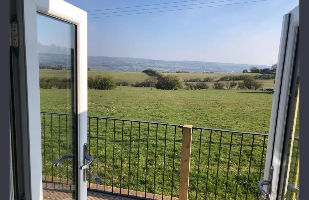 Chevin End Guest House-1