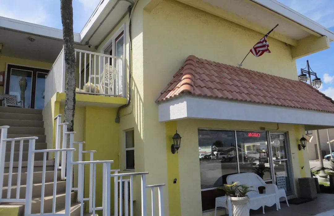 Sand Castle Motel-1
