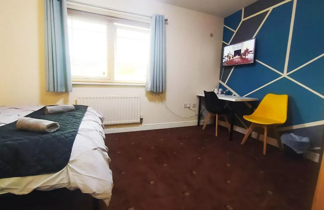 Bankwell Guest House-1