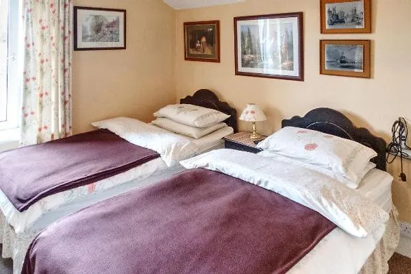 Apsley Villa Guest House.-1