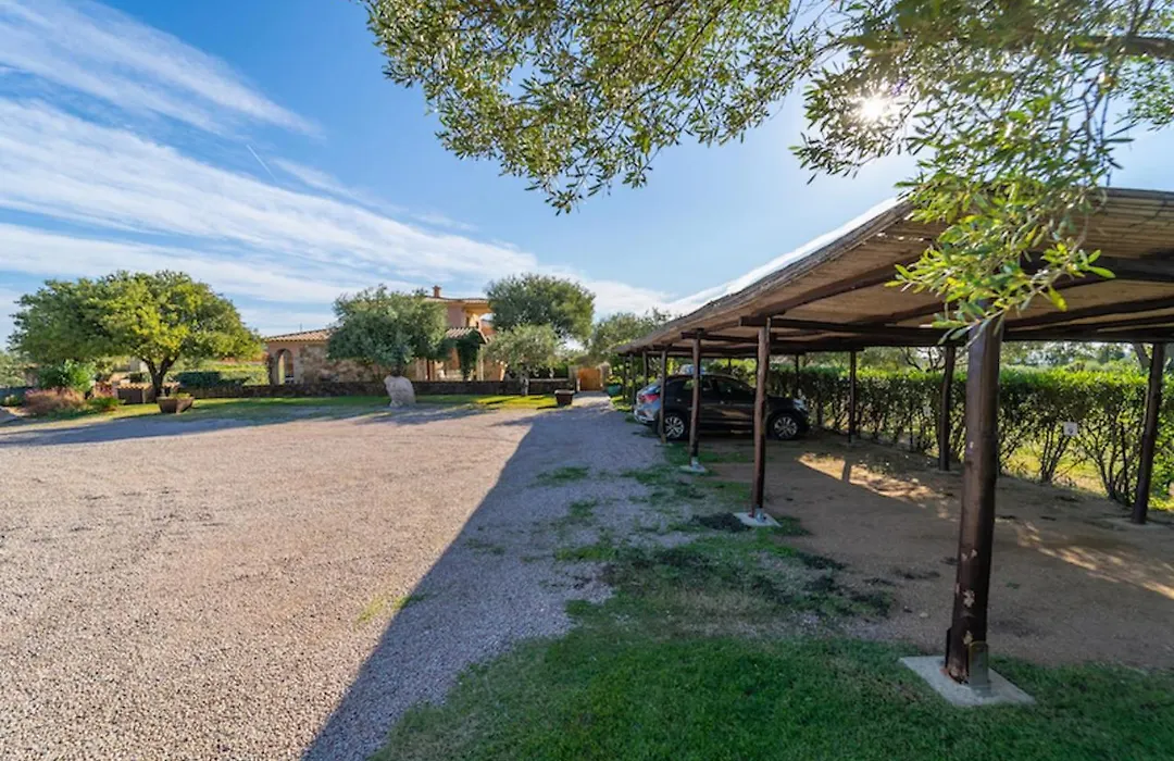 Iss Travel, L'Uddastru Panoramic Apartments - With Private Outdoor Terrace-1