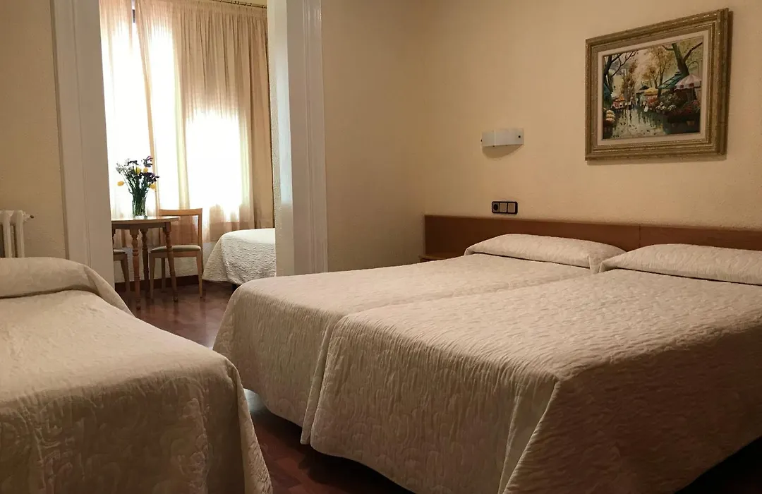 Hotel Pelayo-1