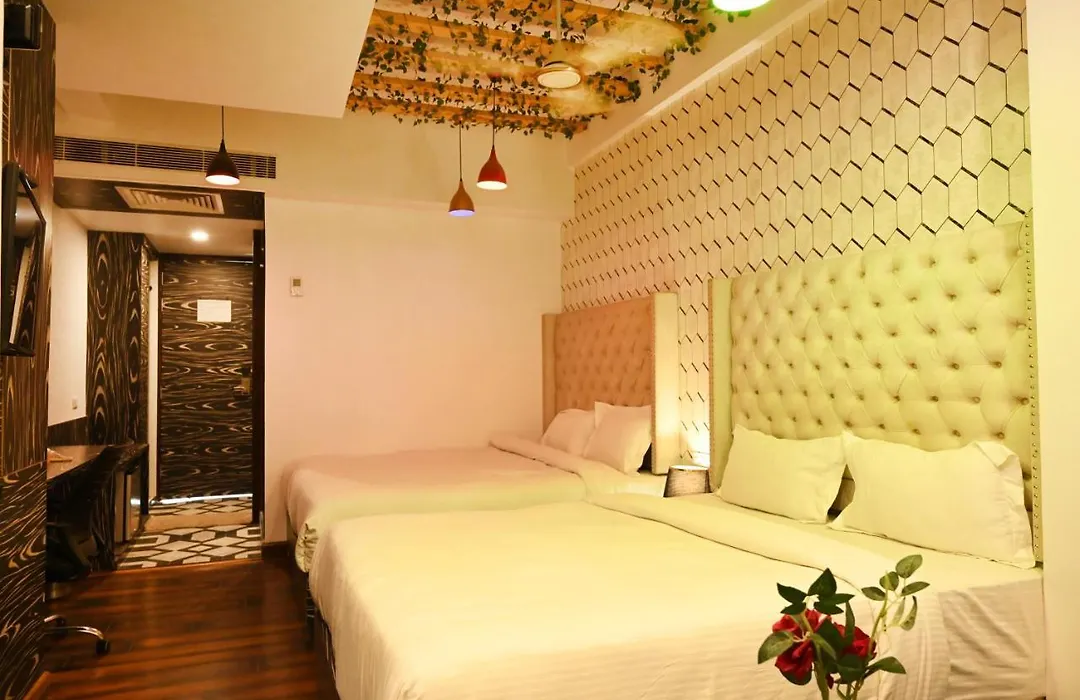 Hotel Heritage Inn At Assi Ghat-1