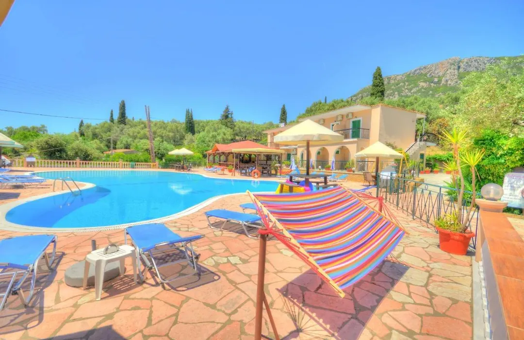 Filoxenia Studios And Mermaid Pool-1