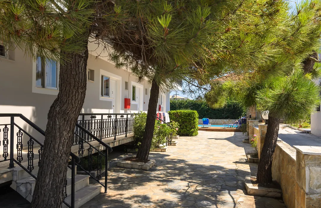 Karras Hotel-1