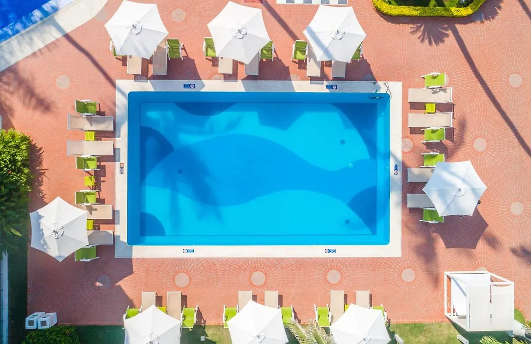 Buenaventura Grand Hotel & Great Moments-1