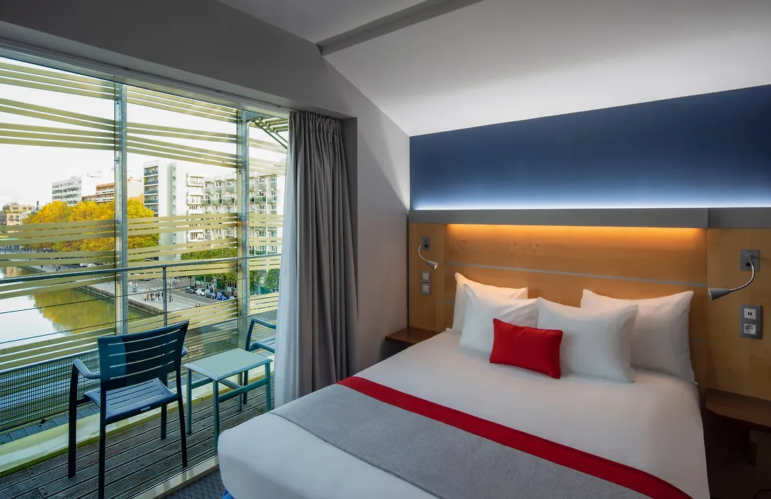 Holiday Inn Express Paris-Canal De La Villette By Ihg-1