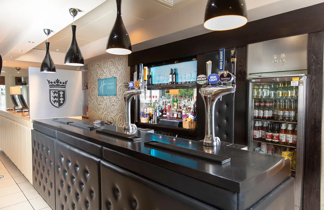 Holiday Inn Express, Chester Racecourse By Ihg-1