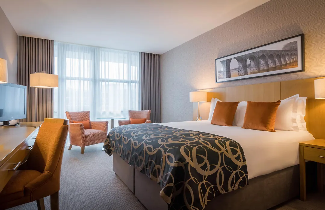 Clayton Hotel, Leeds-1