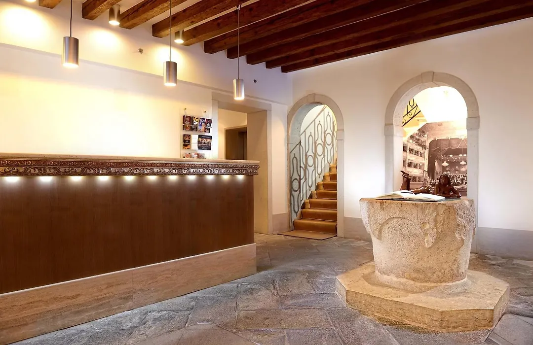 Hotel Dell'Opera-1