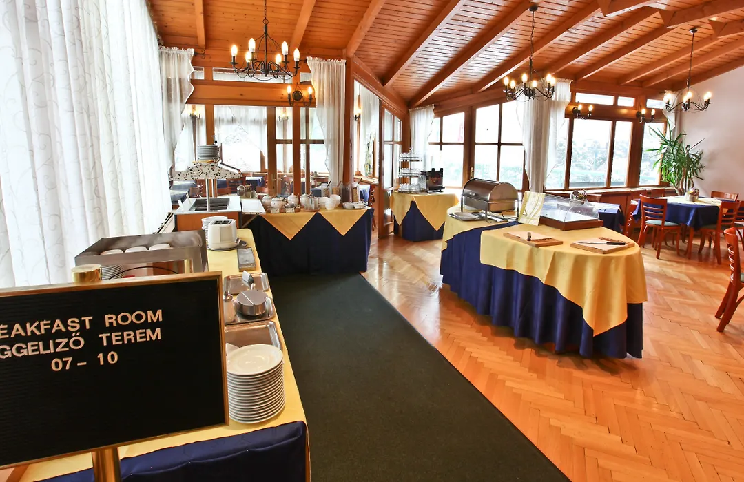 Corvin Hotel Budapest Sissi Wing-1