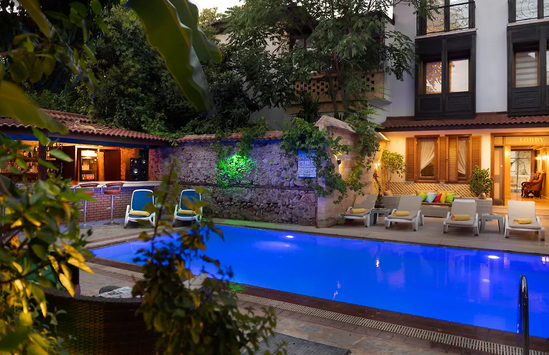 Castle Old Town Hotel-1