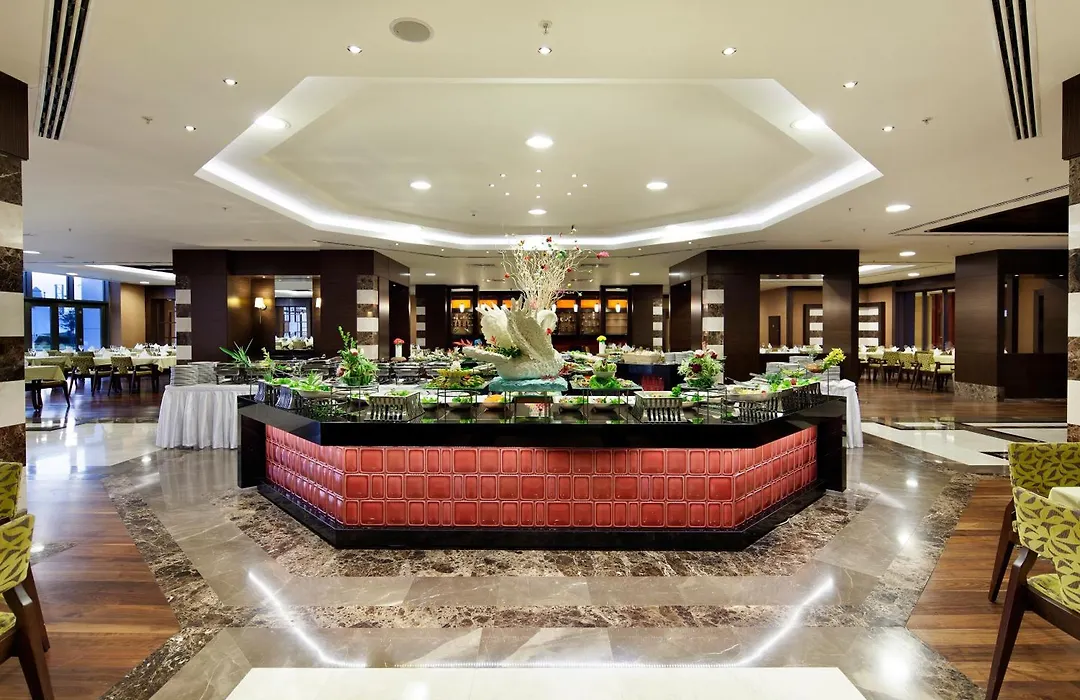 The Green Park Pendik-1