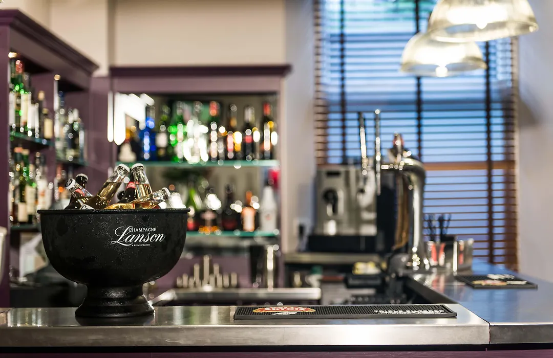 Leonardo Edinburgh City-1