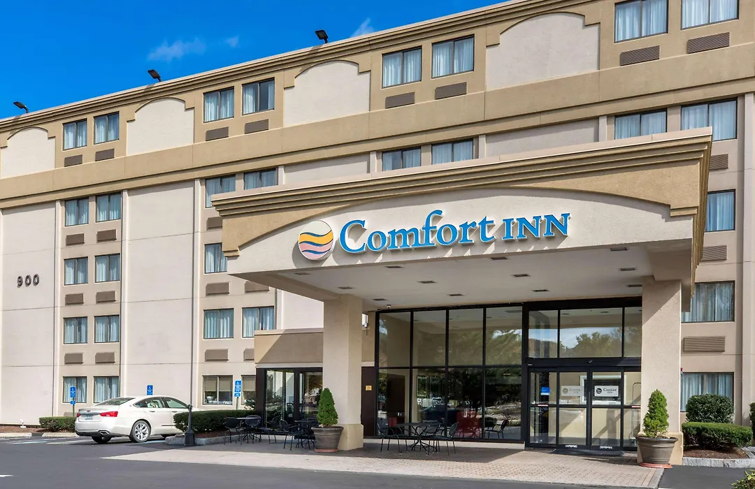 Comfort Inn Boston-1
