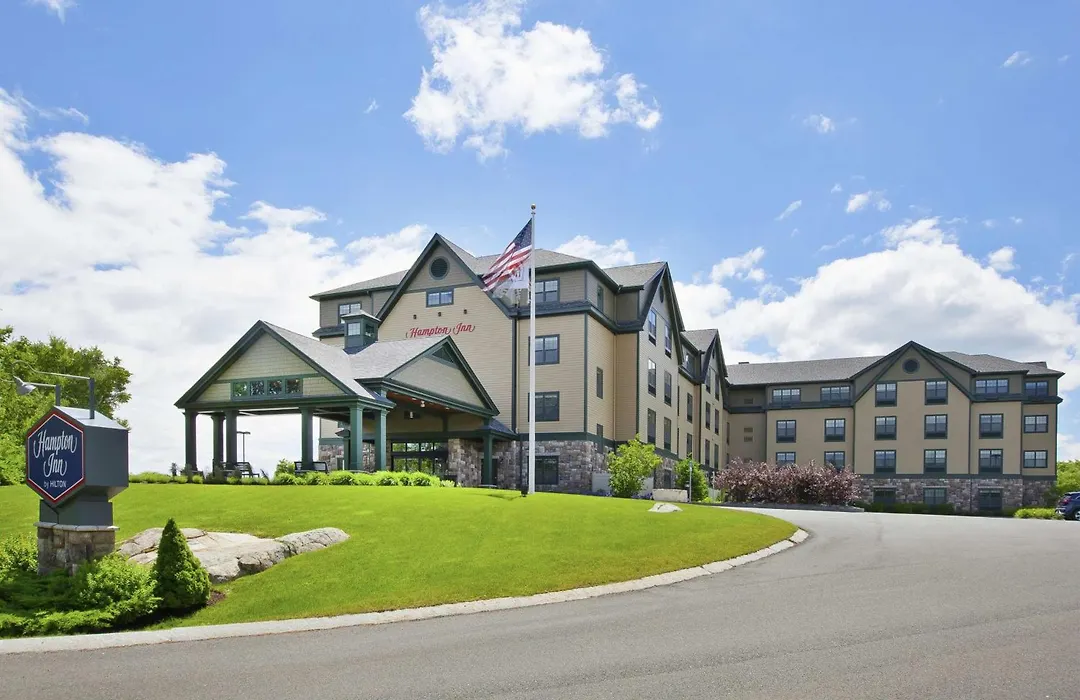 Hampton Inn Bar Harbor-1