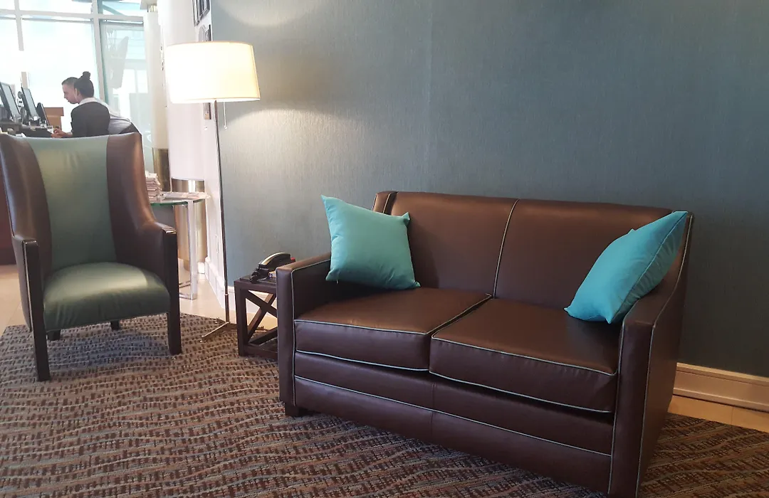 LIC Manhattan View Hotel-1