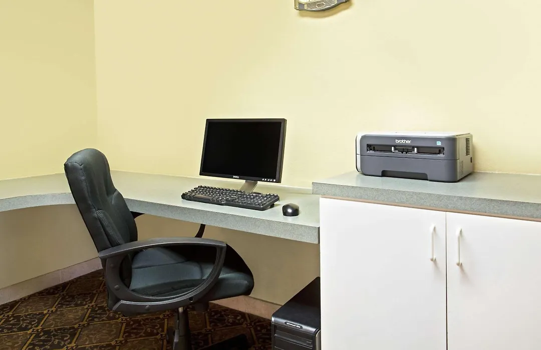 Days Inn By Wyndham Orlando Airport Florida Mall-1
