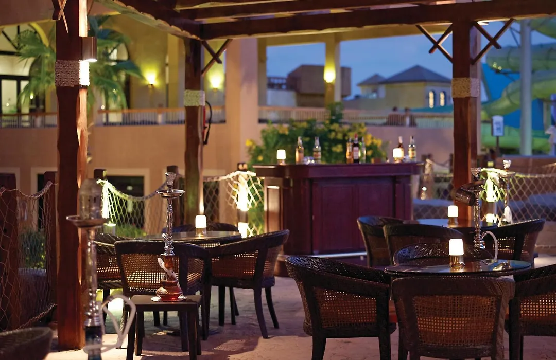 Coral Sea Aqua Club Resort-1