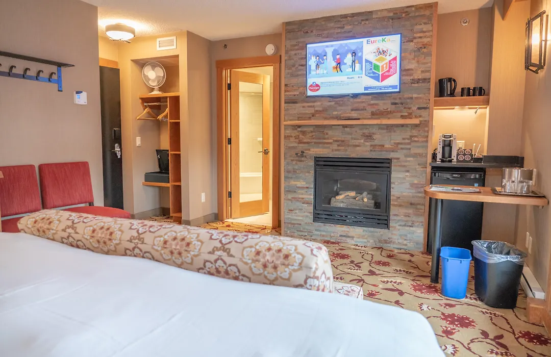 Banff Ptarmigan Inn-1