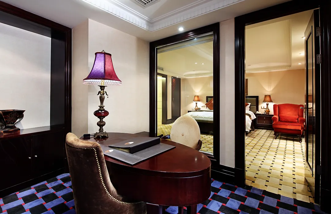Royal Mediterranean Hotel-1