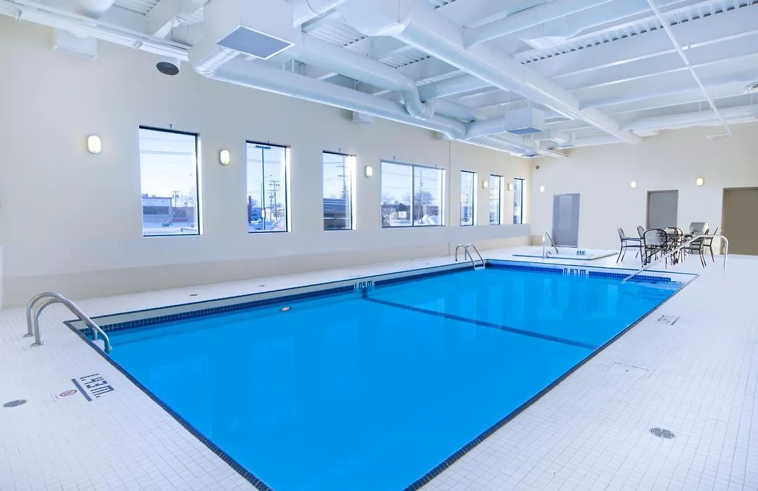 Best Western Plus Winnipeg Airport Hotel-1