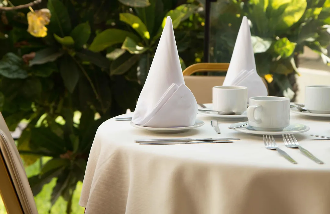 Garden Hotel-1