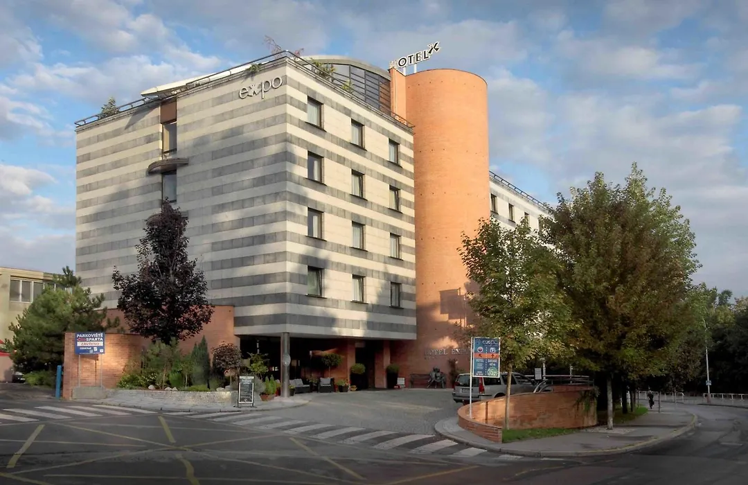 Expo Hotel-1